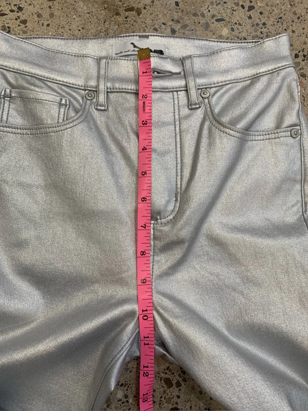 LOFT Silver Metallic “The Kick Crop” stretch Jeans size 26 / 2 NWOT